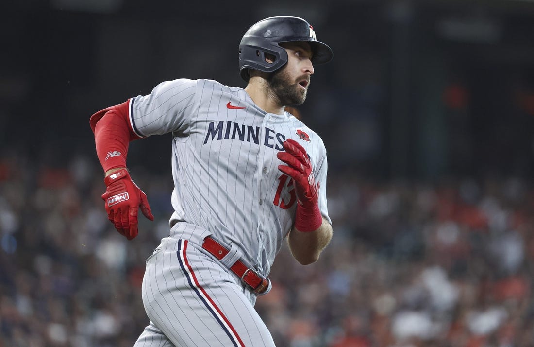 Twins place Joey Gallo on IL with hamstring strain