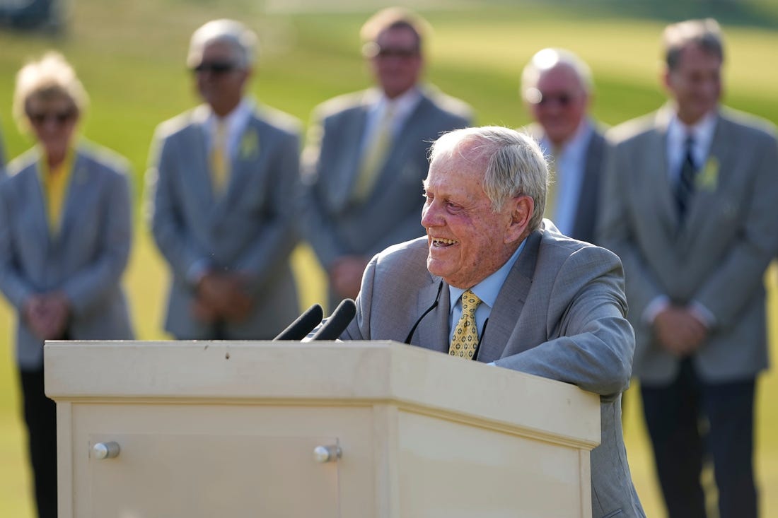 June 4, 2023; Dublin, Ohio, USA;  Jack Nicklaus recaps the week before presenting the trophy to Viktor Hovland following the final round of the Memorial Tournament at Muirfield Village Golf Club.