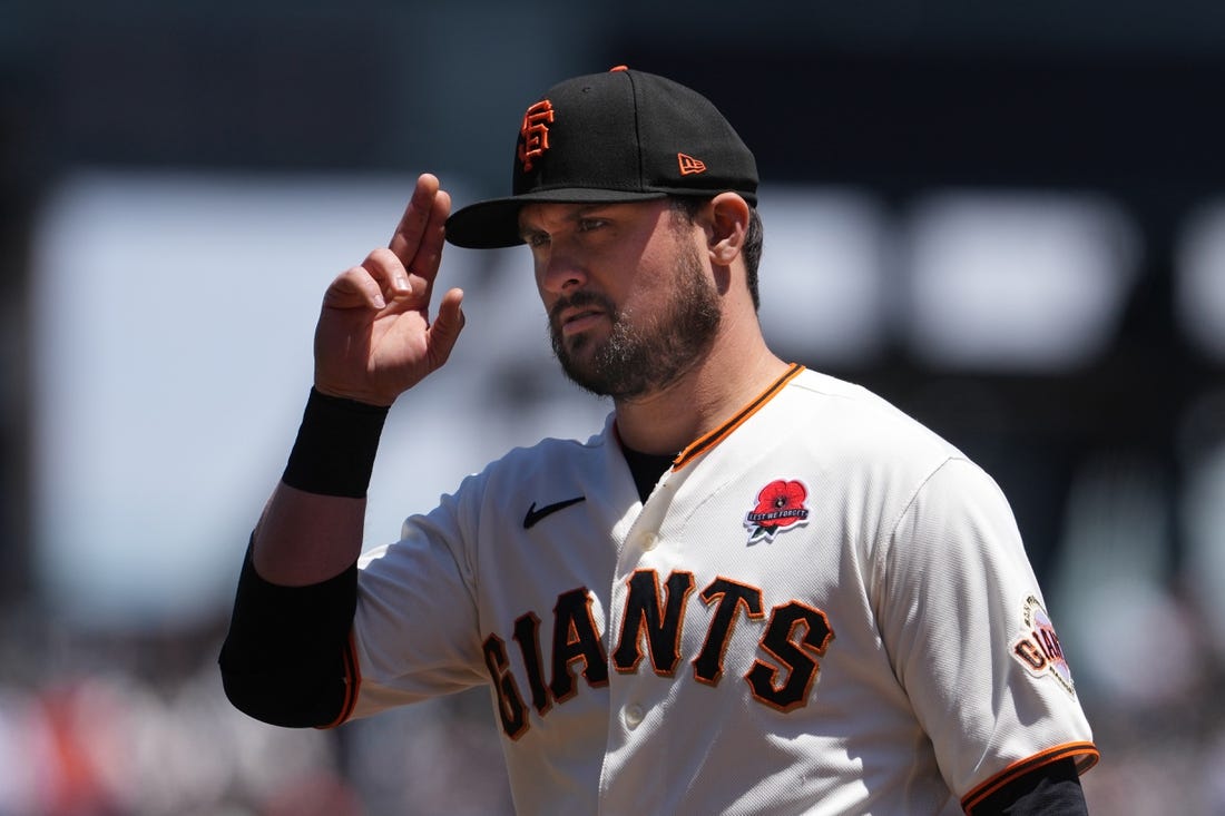 J.D. Davis, Mitch Haniger injured on consecutive plays in Giants-Cardinals  game – KNBR