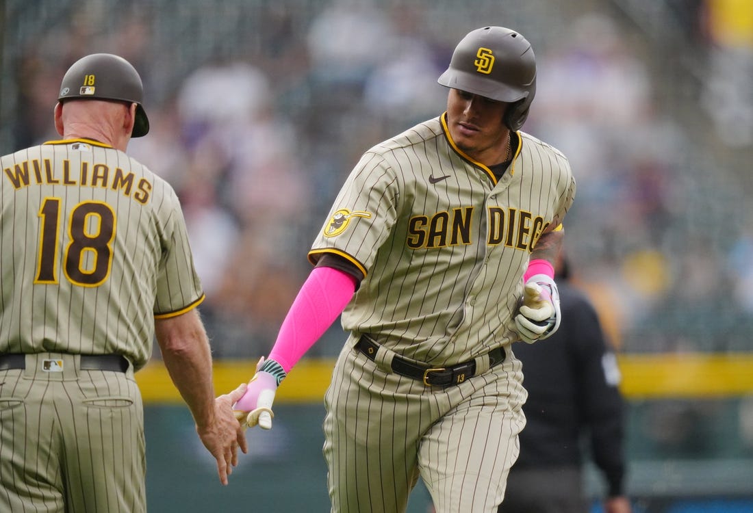 Juan Soto hits 2 long home runs in the Padres' 5-4 victory over