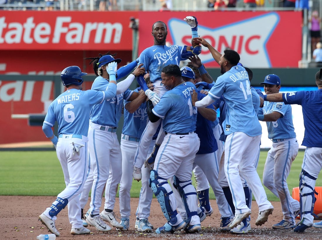 MLB roundup: Royals' Bobby Witt Jr. hits walk-off slam in 10th