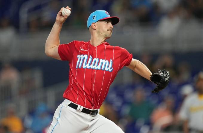 In a Season of Challenges, the Marlins Finally Break Through - The