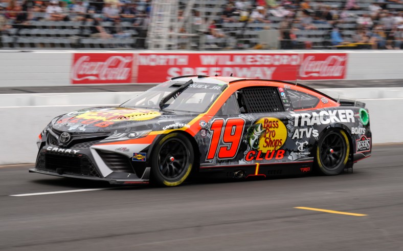 NASCAR: All-Star Practice and Qualifying Pit Crew Challenge