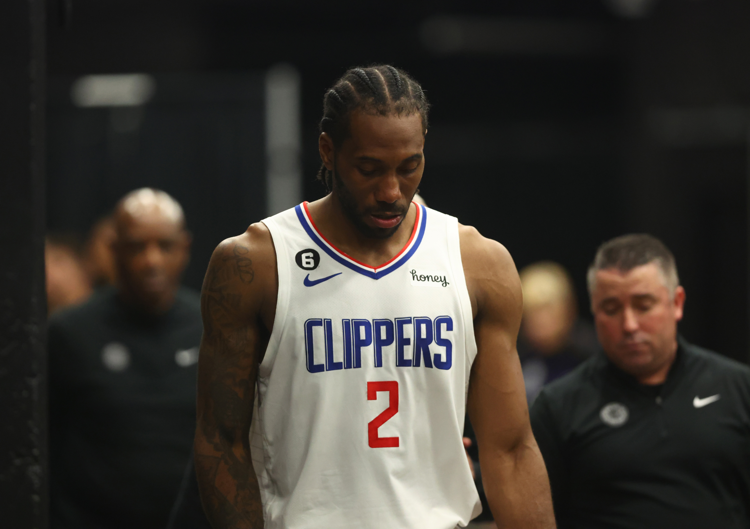 Clippers' Kawhi Leonard Had 'Cleanup' Surgery on Knee Injury; Faces 8-Week  Recovery, News, Scores, Highlights, Stats, and Rumors