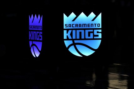 Sacramento Kings ‘determined’ to sign EuroLeague star Sasha Vezenkov, facing opposition from Olympiacos
