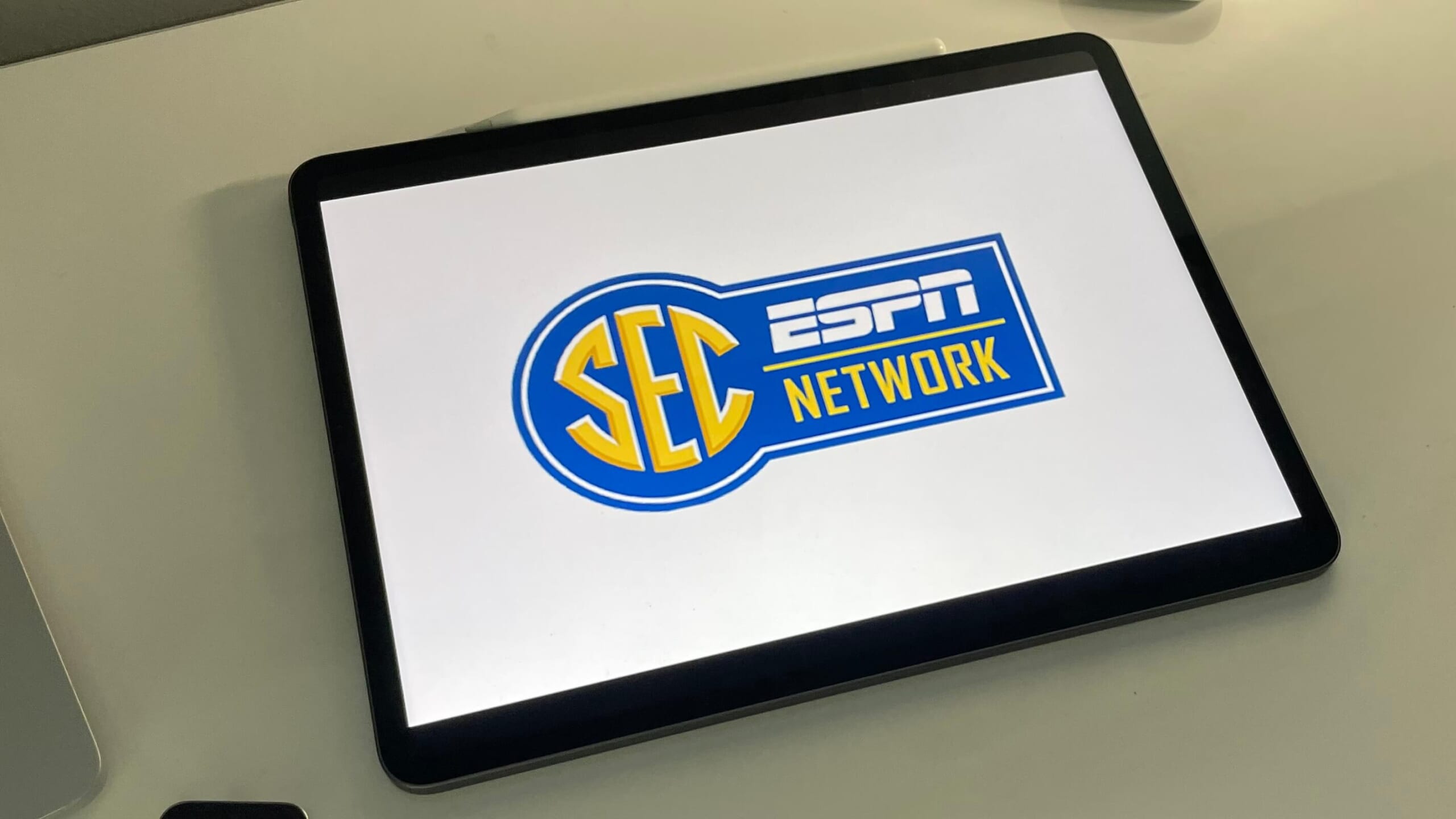 How to Watch the SEC Network Live Without Cable in 2023