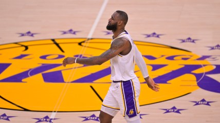 LeBron James to remain a team player even if Los Angeles Lakers fail to make win-now moves