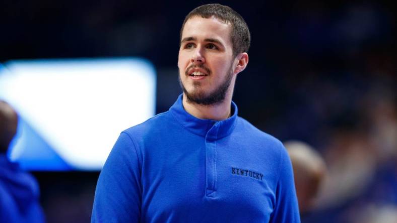 Dec 7, 2021; Lexington, Kentucky, USA; Kentucky Wildcats graduate assistant coach Brad Calipari walks onto the court prior to the game against the Southern University Jaguars  at Rupp Arena at Central Bank Center. Mandatory Credit: Jordan Prather-USA TODAY Sports