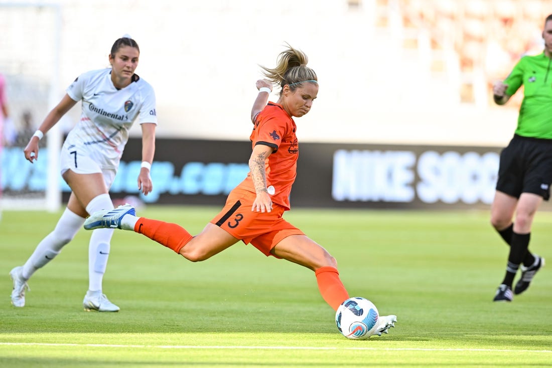 May 29, 2022; Houston, Texas, USA; Houston Dash forward Rachel Daly (3) kicks the ball during the first half against the North Carolina Courage in a NWSL match at PNC Stadium. Mandatory Credit: Maria Lysaker-USA TODAY Sports