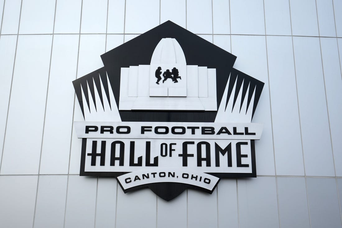 Steve McMichael, Virginia McCaskey are semifinalists for Pro Football Hall  of Fame Class of 2024 