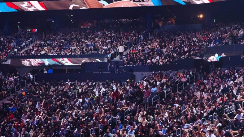 Nov 5, 2022; San Francisco, California, USA; A full arena during the League of Legends World Championships between DRX and T1 at Chase Center. Mandatory Credit: Kelley L Cox-USA TODAY Sports