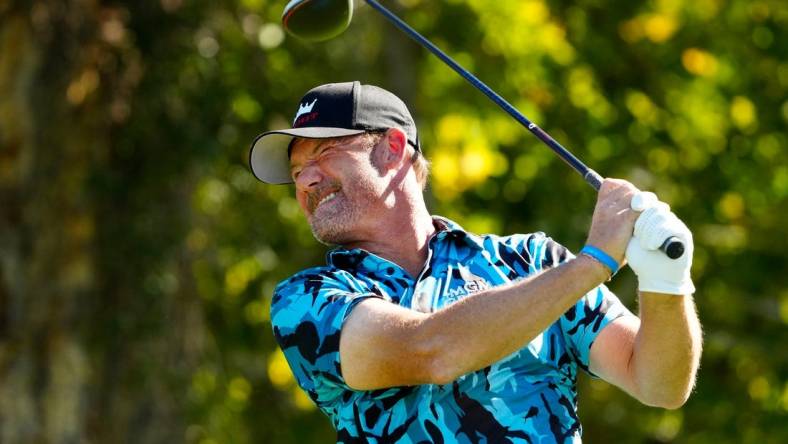 Nov 13, 2022; Phoenix, AZ, USA; Alex Cejka plays his tee shot on the third hole during the final round of the Charles Schwab Cup Championship at Phoenix Country Club. Mandatory Credit: Rob Schumacher/Arizona Republic-USA TODAY NETWORK