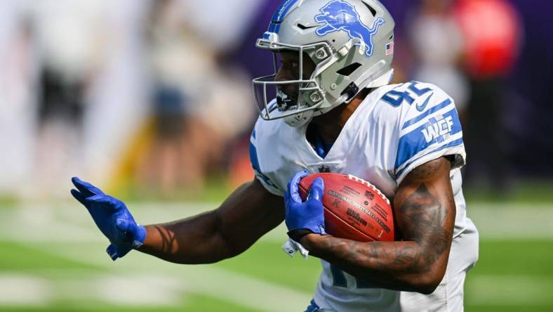 Sep 25, 2022; Minneapolis, Minnesota, USA; Detroit Lions running back Justin Jackson (42) in action against the Minnesota Vikings at U.S. Bank Stadium. Mandatory Credit: Jeffrey Becker-USA TODAY Sports