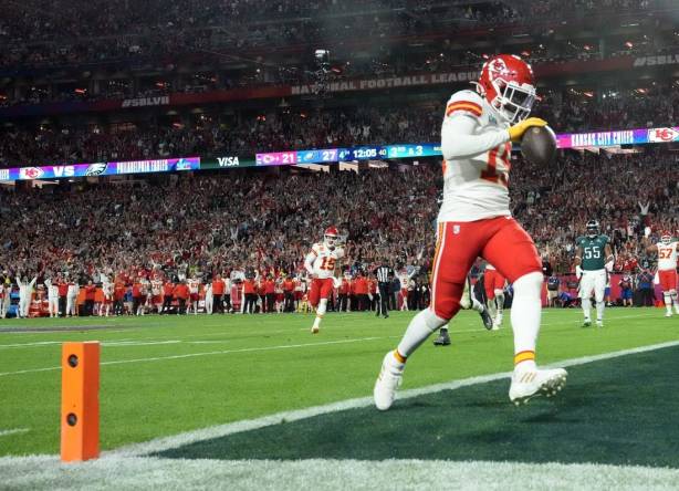 Injury Update: KC Chiefs WR Kadarius Toney Hurt in First Day of