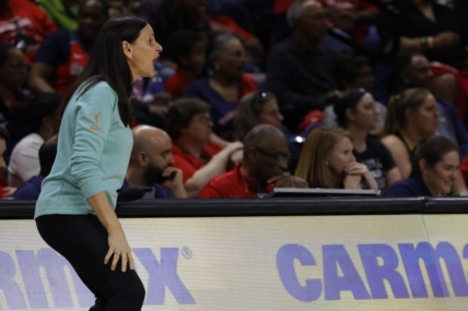 May 19, 2023; Washington, District of Columbia, USA; New York Liberty head coach Sandy Brondello yells from the bench against the Washington Mystics at Entertainment & Sports Arena. Mandatory Credit: Geoff Burke-USA TODAY Sports