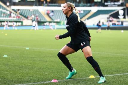 May 31, 2023; Portland, OR, USA; Portland Thorns FC forward Adriana Leon (21) warms up before the match against Angel City FC at Providence Park. Mandatory Credit: Craig Mitchelldyer-USA TODAY Sports
