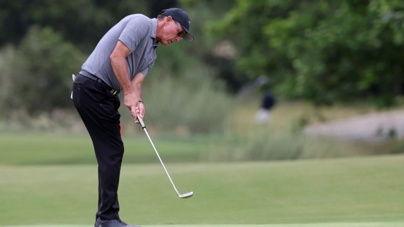 LIV and ReachTV agreed to a streaming deal for live coverage of Friday rounds starting this week. Phil Mickelson (LIV player) putts on the seventh green during the second round of the U.S. Open golf tournament. Mandatory Credit: Kiyoshi Mio-USA TODAY Sports