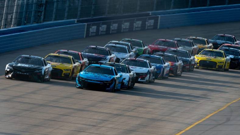 NASCAR Cup Series driver Ross Chastain (1) starts the race in pole position during the NASCAR Cup Series Ally 400 at Nashville Superspeedway in Lebanon, Tenn., Sunday, June 25, 2023.