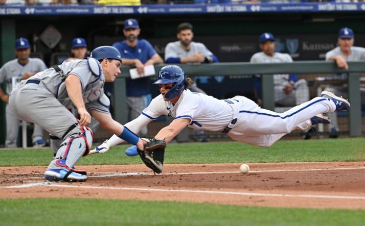 USA's Bobby Witt Jr. smacks an RBI double to trim deficit against