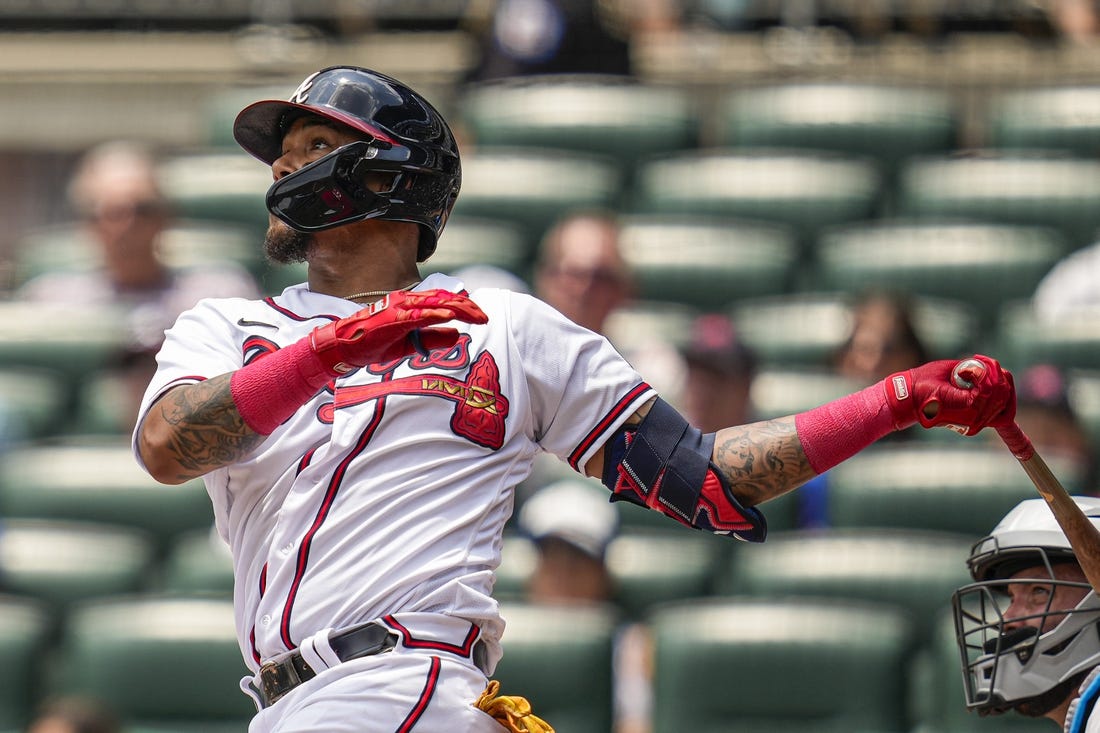 Atlanta extends winning streak to eight games