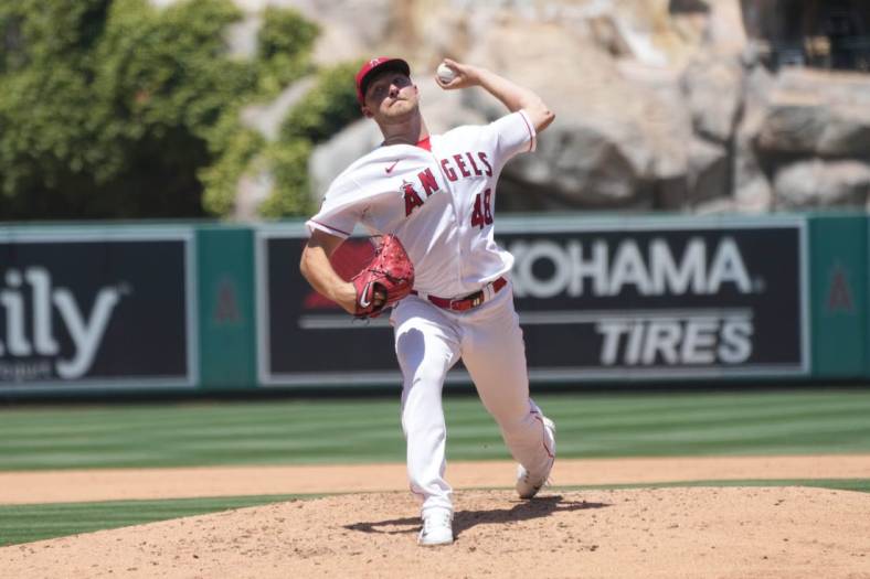 Reid Detmers named Angels' sixth starting pitcher in 2022 rotation