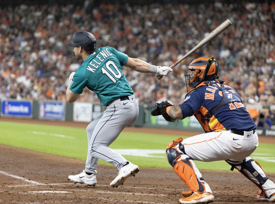 MLB: Houston Astros at Seattle Mariners, Fieldlevel