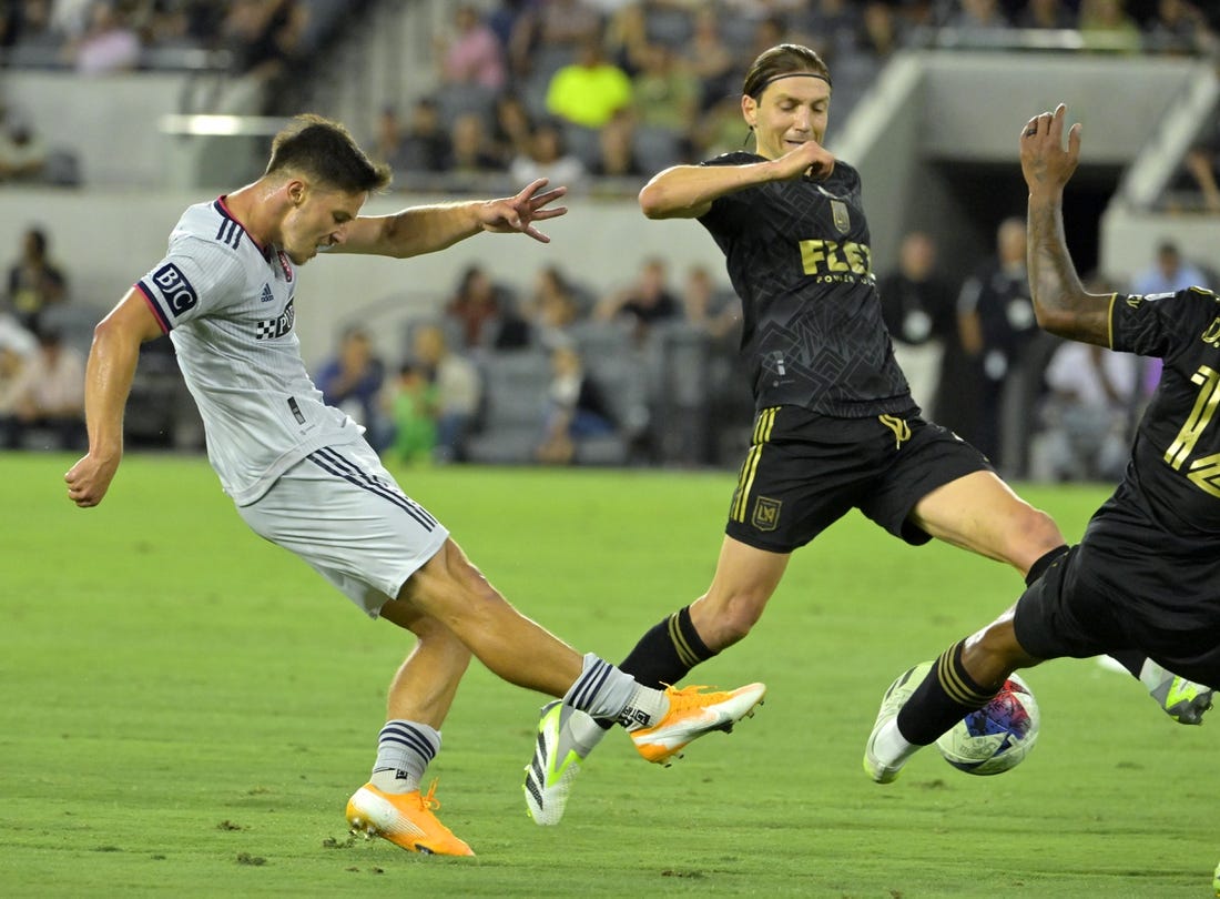 LAFC begins challenging 2-game trip against first-place St. Louis – Daily  News