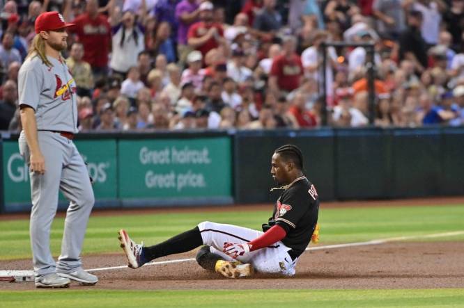 Late offense carries Cards to series win over D-backs