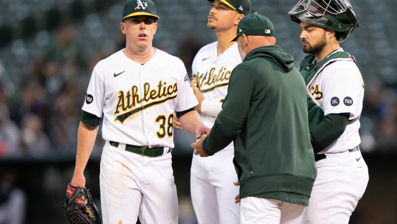 Oakland Athletics looking to avoid wrong kind of MLB history