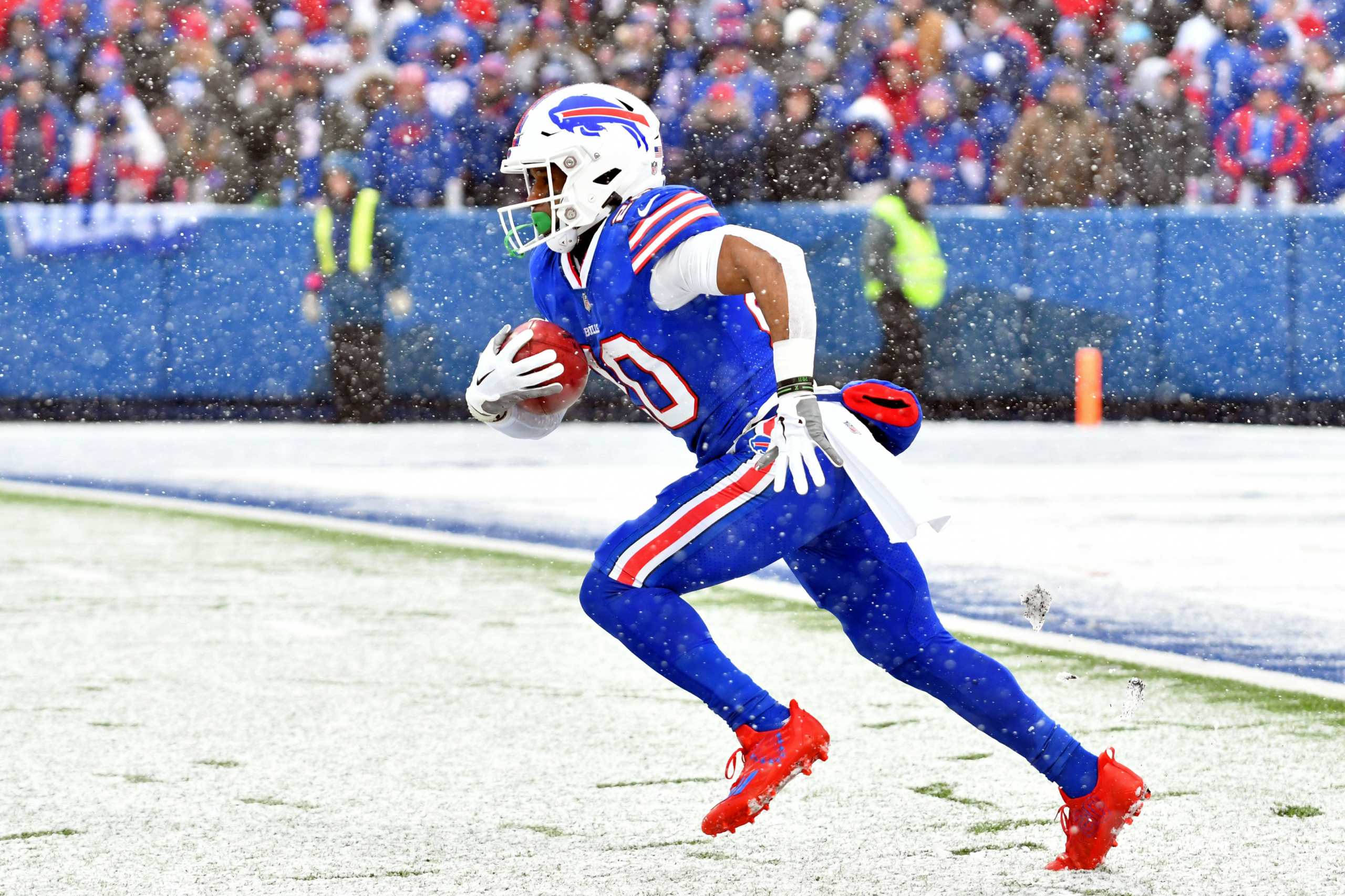 Bills RB Hines will miss season after being hit by jet ski