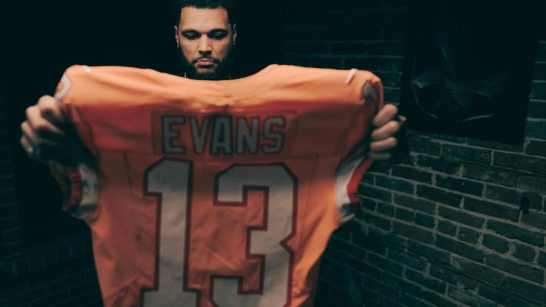 ST. PETERSBURG, FL - June 05, 2023 - Wide Receiver Mike Evans #13 of the Tampa Bay Buccaneers during a production shoot for the Buccaneers’ creamsicle uniform release. Photo By Kyle Zedaker/Tampa Bay Buccaneers