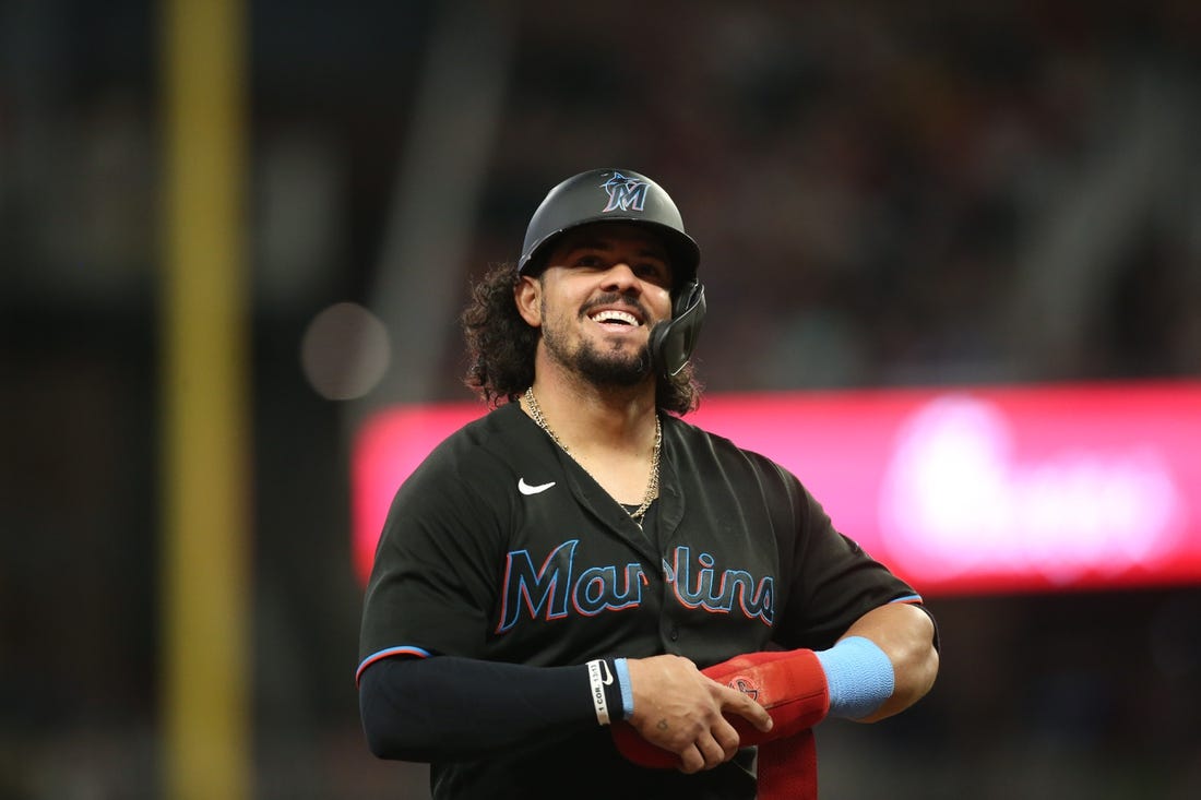 Red Sox add catching depth, signing Jorge Alfaro to minor-league