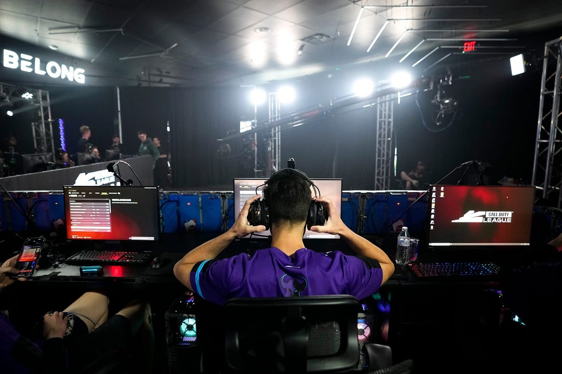 Dillon "Attach" Price of Minnesota R  KKR adjusts his headphones prior to the matchup against OpTic Texas during the Call of Duty League Pro-Am Classic esports tournament at Belong Gaming Arena in Columbus on May 6, 2022.

Call Of Duty Esports Tournament