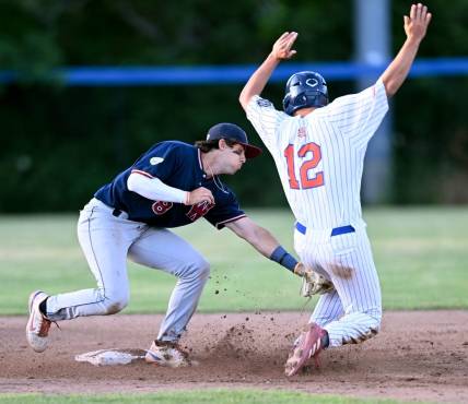 HYANNIS   07/07/22   Wareham shortstop Mitch Jebb block the base as Nolan Schanuel of Hyannis attempts to get to second.

Wareham Gateman At Hyannis Harbor Hawks