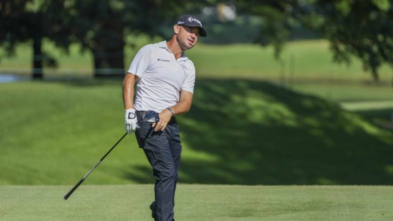 Brian Harman watches his tee shot during the second round of the 2022 FedEx St. Jude Championship golf tournament at TPC Southwind. Mandatory Credit: David Yeazell-USA TODAY Sports