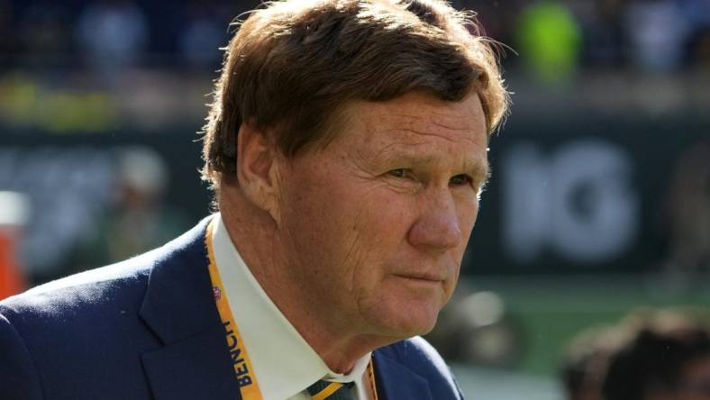 Oct 9, 2022; London, United Kingdom; Green Bay Packers president Mark Murphy watches from the sidelines during an NFL International Series game against the New York Giants at Tottenham Hotspur Stadium. Mandatory Credit: Kirby Lee-USA TODAY Sports