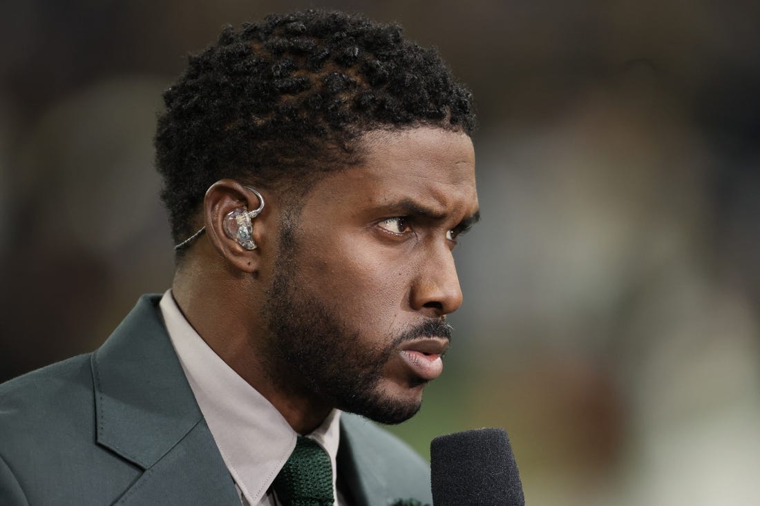 Dec 3, 2022; Indianapolis, Indiana, USA;  FOX Sports personality Reggie Bush before the Big Ten Championship between the Michigan Wolverines and the Purdue Boilermakers at Lucas Oil Stadium. Mandatory Credit: Trevor Ruszkowski-USA TODAY Sports