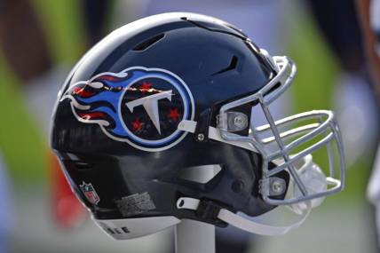 Dec 4, 2022; Philadelphia, Pennsylvania, USA; Tennessee Titans helmet on the bench against the Philadelphia Eagles at Lincoln Financial Field. Mandatory Credit: Eric Hartline-USA TODAY Sports