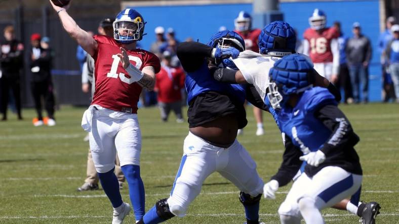 Kentucky   s Devin Leary throws the ball during open practice for the fans on Saturday.April 1, 2023

Kentuckypractice 26