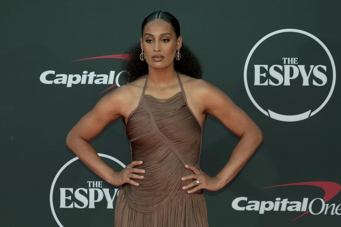 Jul 12, 2023; Los Angeles, CA, USA; Phoenix Mercury guard Skylar Diggins Smith arrives on the red carpet before the 2023 ESPYS at the Dolby Theatre. Mandatory Credit: Kirby Lee-USA TODAY Sports