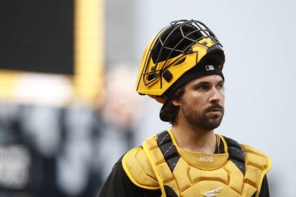 Jul 15, 2023; Pittsburgh, Pennsylvania, USA;  Pittsburgh Pirates catcher Austin Hedges (18) makes his way in from the bullpen to play the San Francisco Giants at PNC Park. Mandatory Credit: Charles LeClaire-USA TODAY Sports