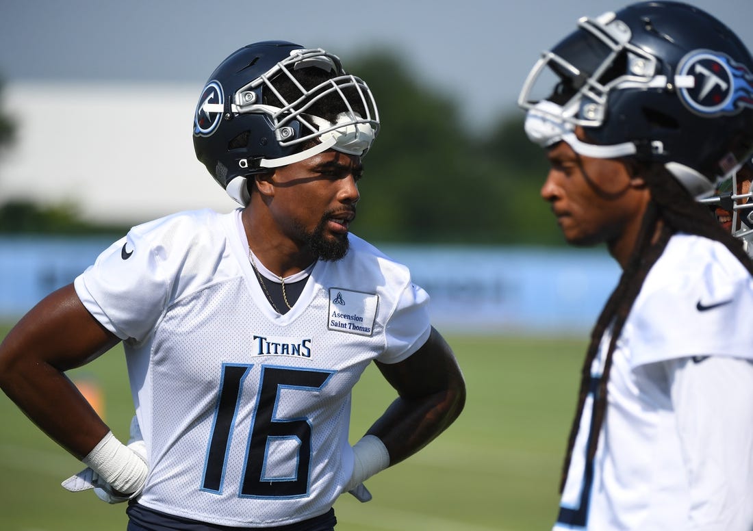 Jul 29, 2023; Nashville, TN, USA; Tennessee Titans wide receiver Treylon Burks (16) talks with wide receiver DeAndre Hopkins (10) during drills at training camp. Mandatory Credit: Christopher Hanewinckel-USA TODAY Sports