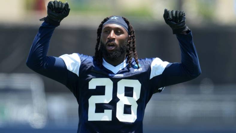 Jul 29, 2023; Oxnard, CA, USA; Dallas Cowboys safety Malik Hooker (28) during training camp at the River Ridge Fields. Mandatory Credit: Kirby Lee-USA TODAY Sports