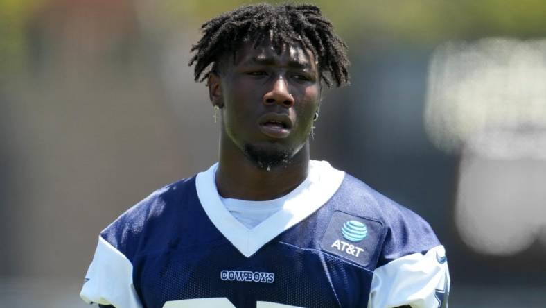 Jul 29, 2023; Oxnard, CA, USA; Dallas Cowboys linebacker DeMarvion Overshown (35) during training camp at the River Ridge Fields. Mandatory Credit: Kirby Lee-USA TODAY Sports