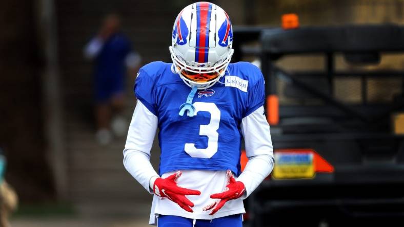 Bills defensive back Damar Hamlin heads to the practice field for his first practice wearing pads after suffering a cardiac arrest during a game last season.