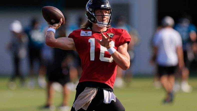 Jacksonville Jaguars quarterback Trevor Lawrence (16) throws Tuesday, Aug. 1, 2023 at Miller Electric Center at EverBank Stadium in Jacksonville, Fla. Today marked the first padded practice.