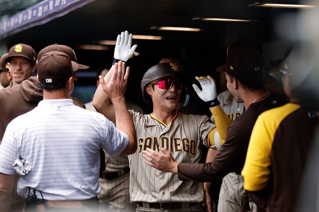 San Diego's first two home runs by Kim Ha-seong