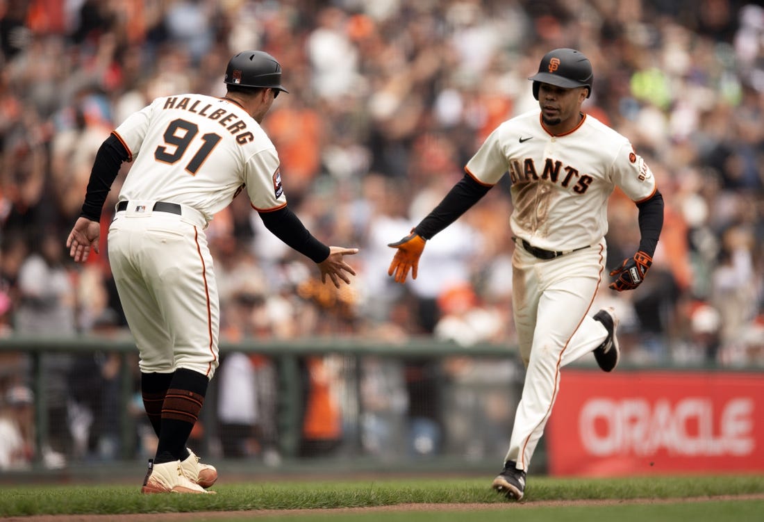 Giants, A's chasing worst season in Bay Area baseball history