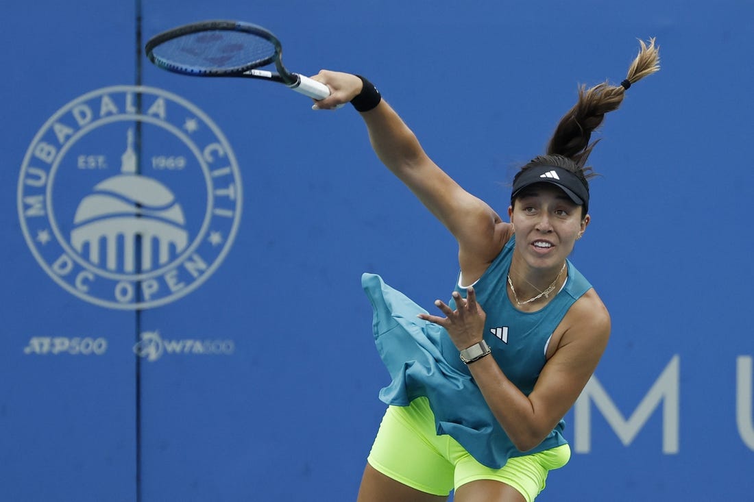 Aug 3, 2023; Washington, D.C., USA; Jessica Pegula (USA) serves against Peyton Stearns (USA) (not pictured) on day six of the Mubadala Citi DC Open at Fitzgerald Tennis Stadium. Mandatory Credit: Geoff Burke-USA TODAY Sports