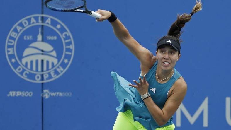 Aug 3, 2023; Washington, D.C., USA; Jessica Pegula (USA) serves against Peyton Stearns (USA) (not pictured) on day six of the Mubadala Citi DC Open at Fitzgerald Tennis Stadium. Mandatory Credit: Geoff Burke-USA TODAY Sports